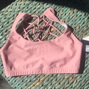 onzie Chic Bra in Blush Pink